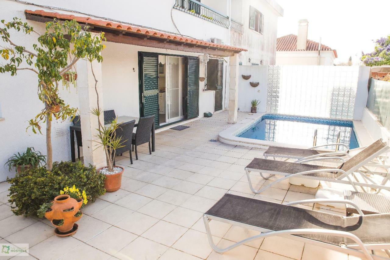 Help Yourself Hostels - Carcavelos Coast Exterior photo